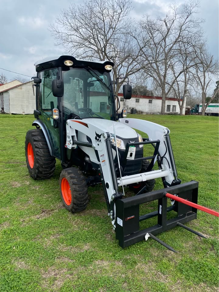 2023 Bobcat CT2540 Tractor