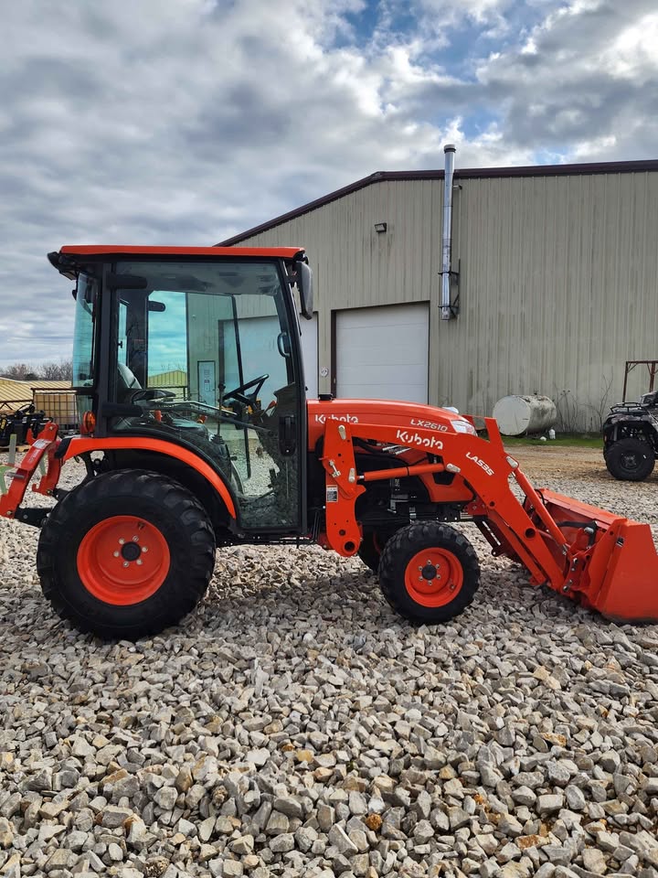 2022 Kubota LX2610 Compact Utility Tractor