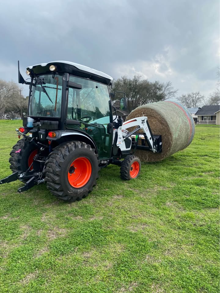 2023 Bobcat CT2540 Tractor